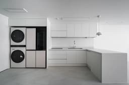 강남역 도보 1분, 2BR, 2BA,풀옵션