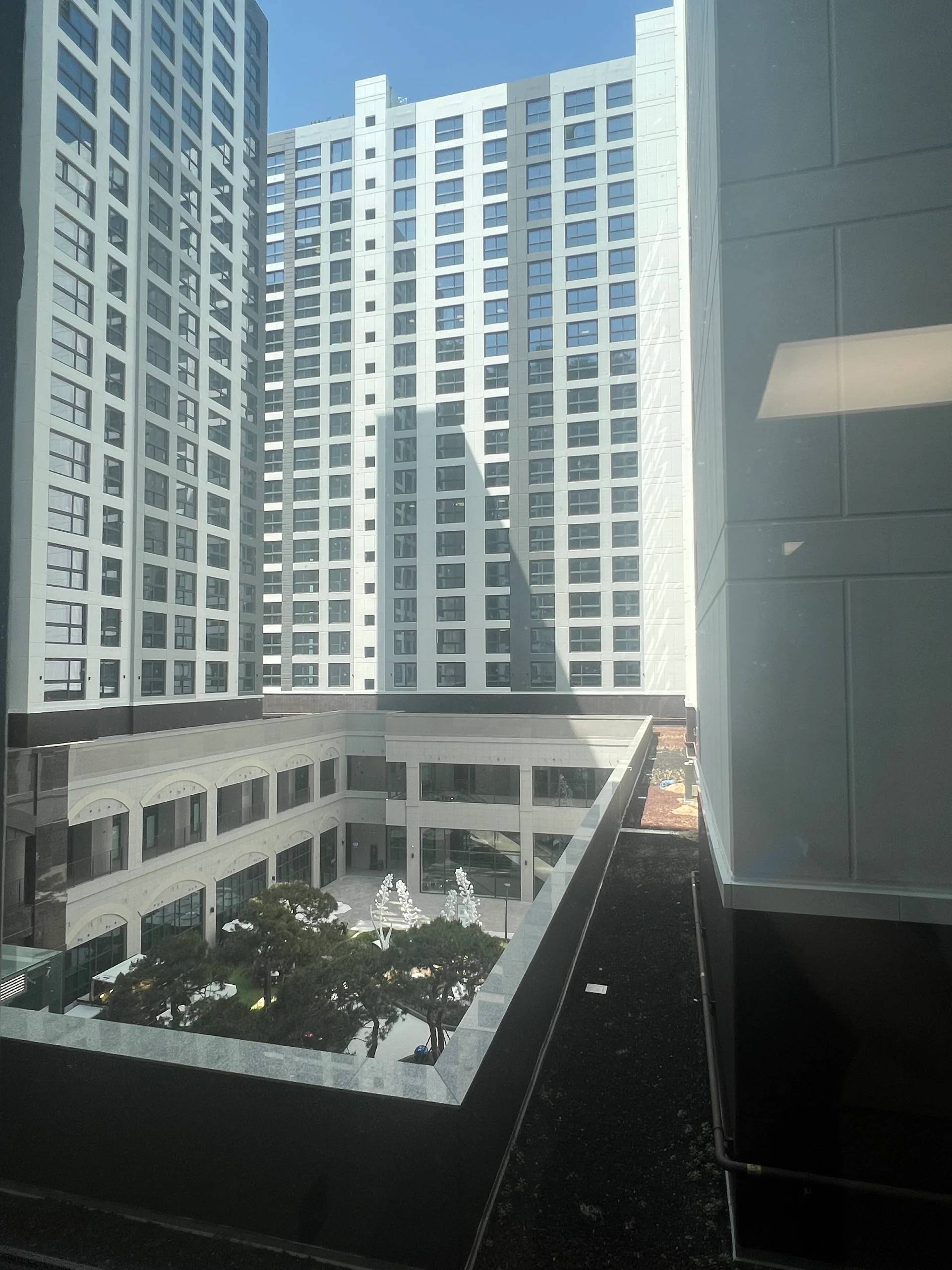 3BR, 2BA, 신축, 3F, 사업자 계약만 사진 2