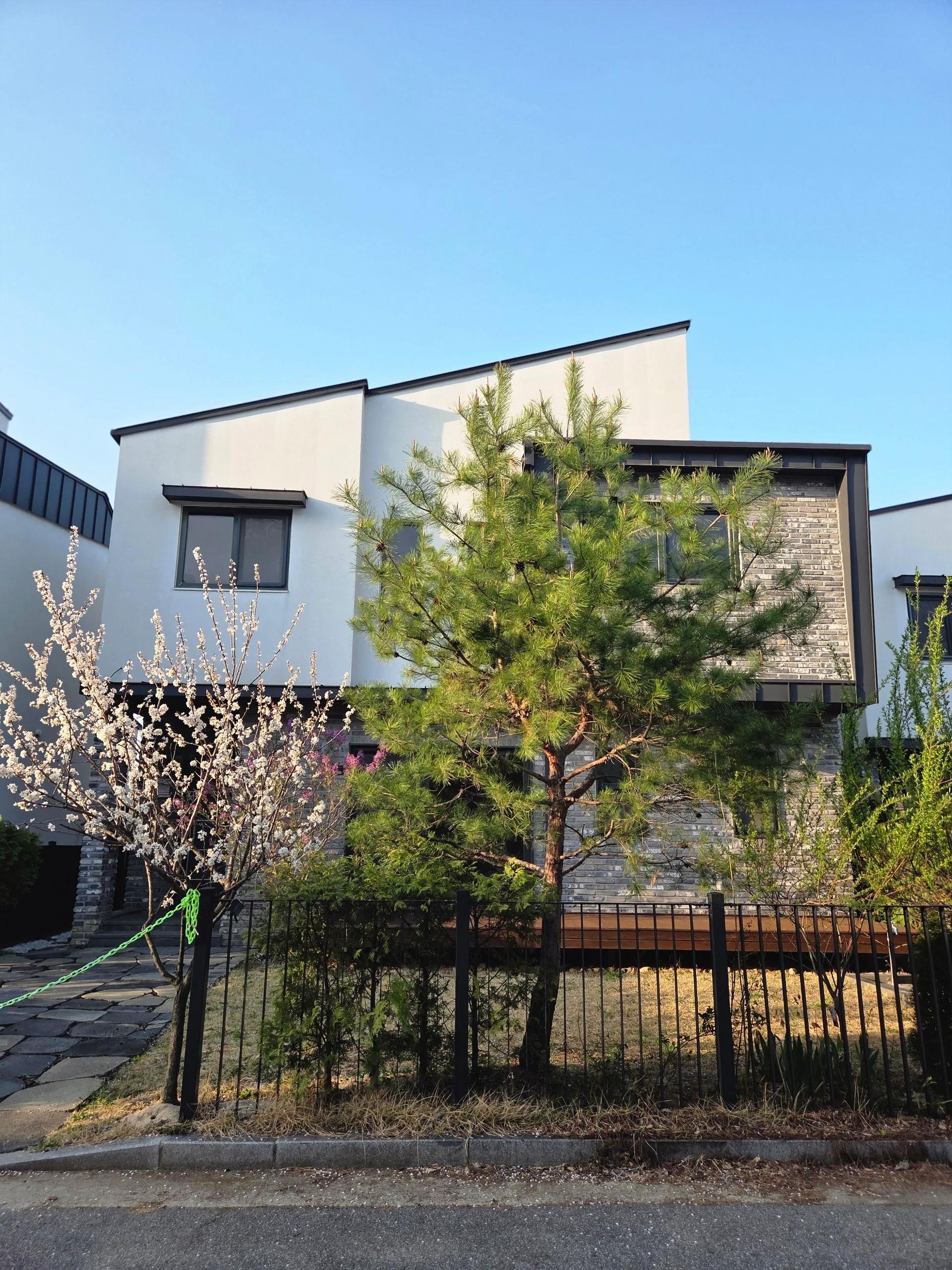 남한강뷰 단독주택, 2층 + 다락방, 방3+화장실3 2