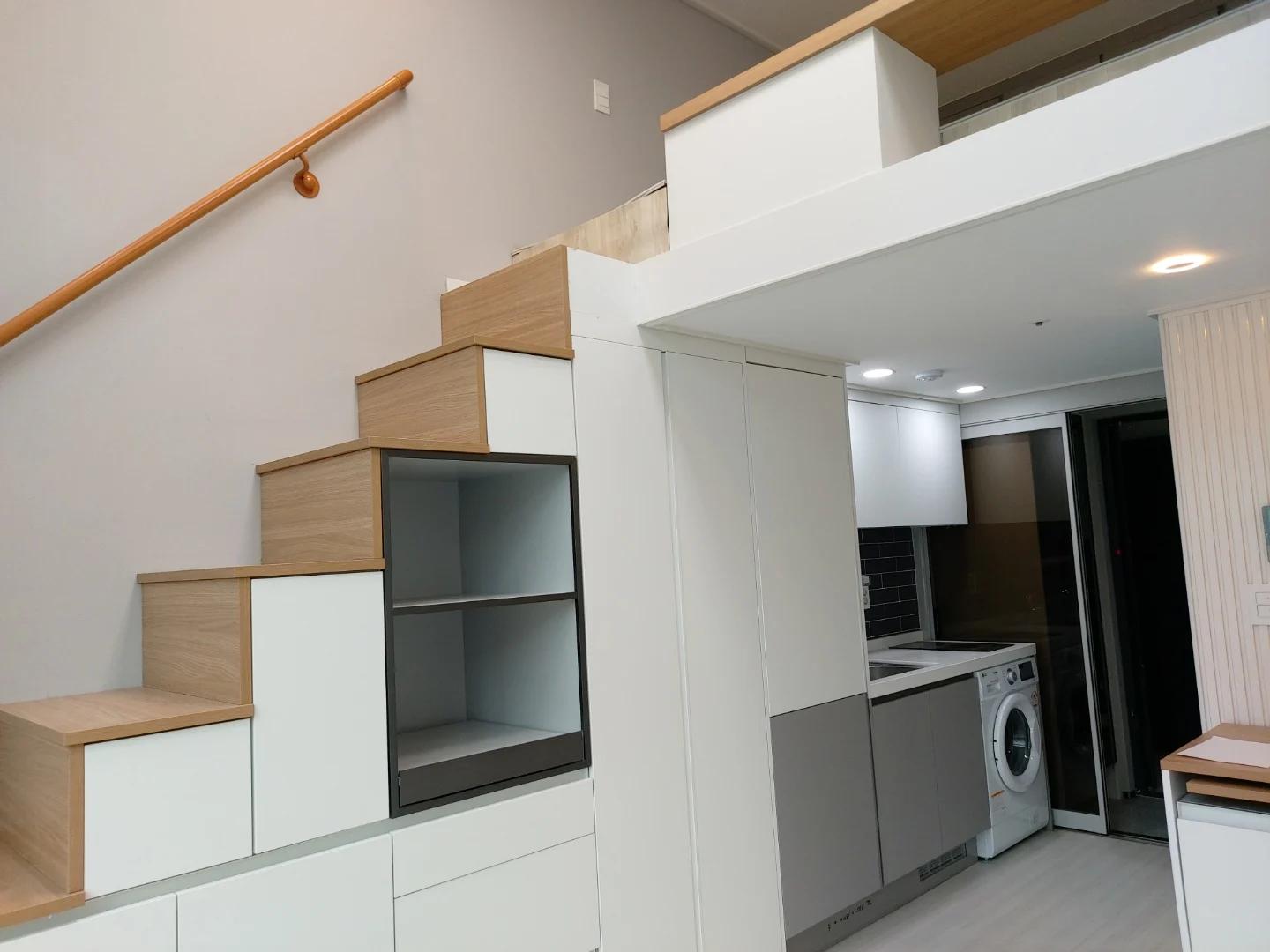 1-2 Minutes Walk from Ahyeon Station, New Build, Loft, ARC OK 2