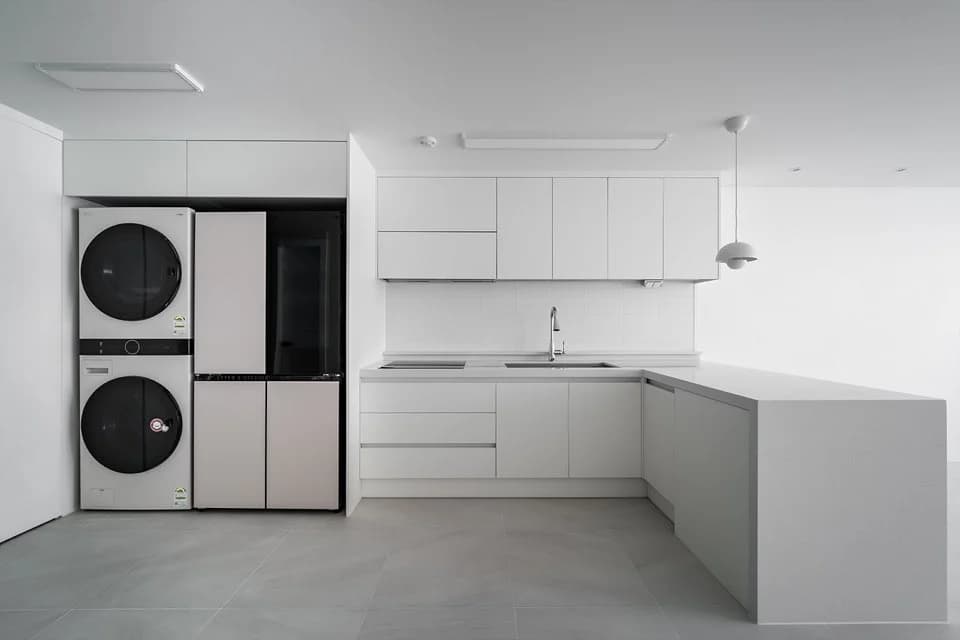 강남역 도보 1분, 2BR, 2BA,풀옵션 사진 1