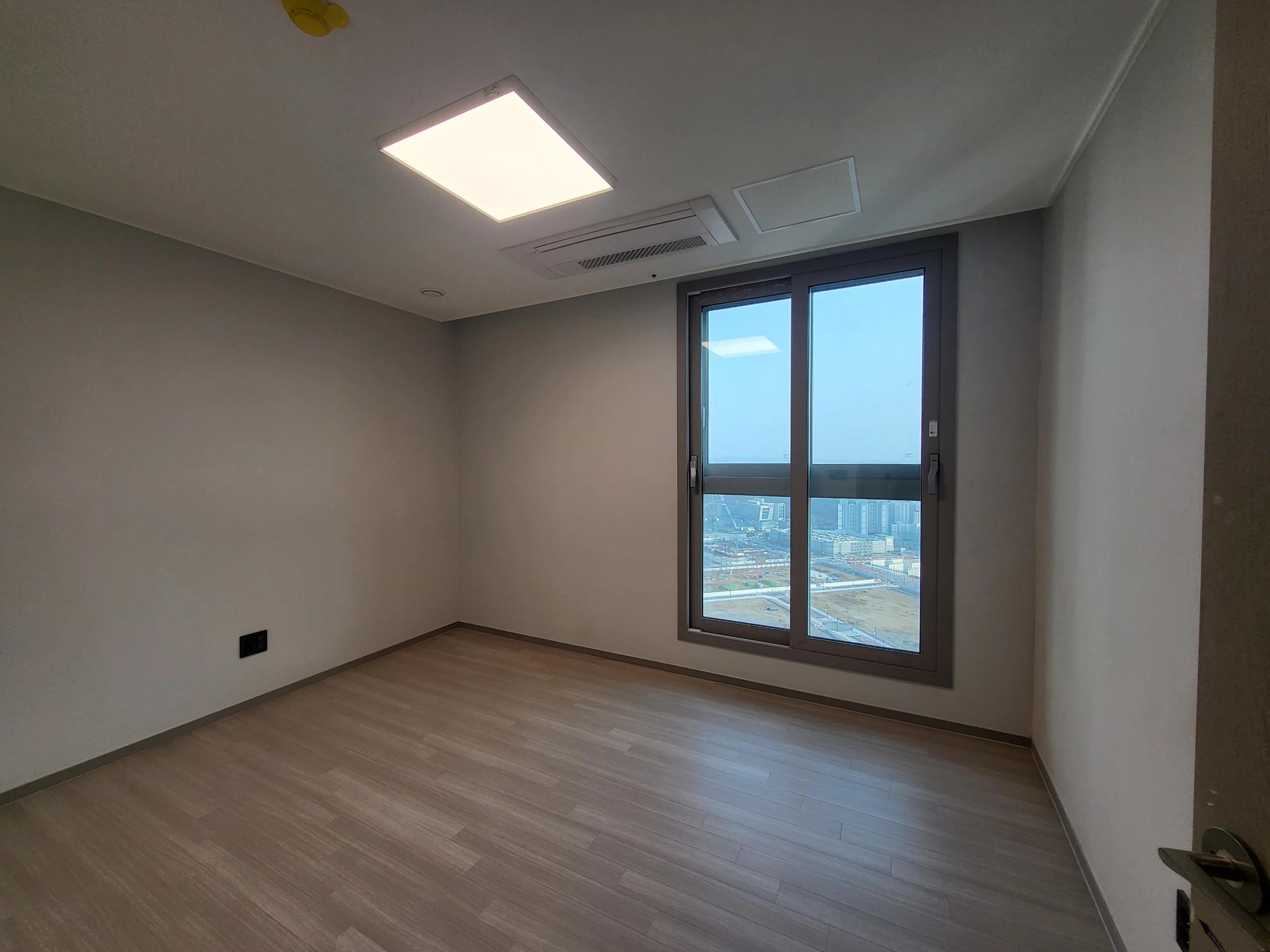 2BR+Loft, 2BA, 동탄역 주변, 신축, 펜트하우스, 사업자, 휘트니스 2