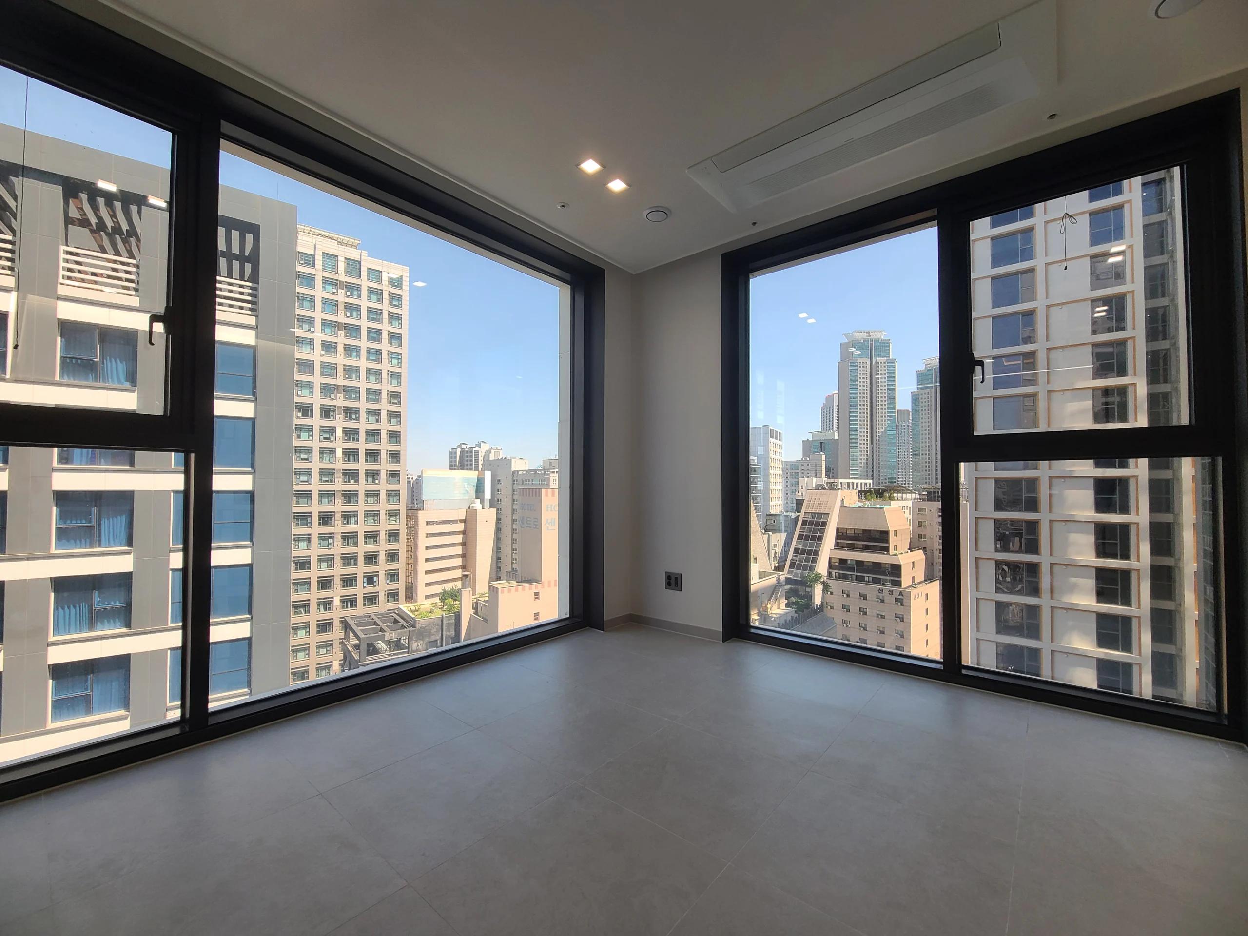 신축, 남부터미널역 도보 5분, 2BR, 1BA, Fitness, Pool 사진 1