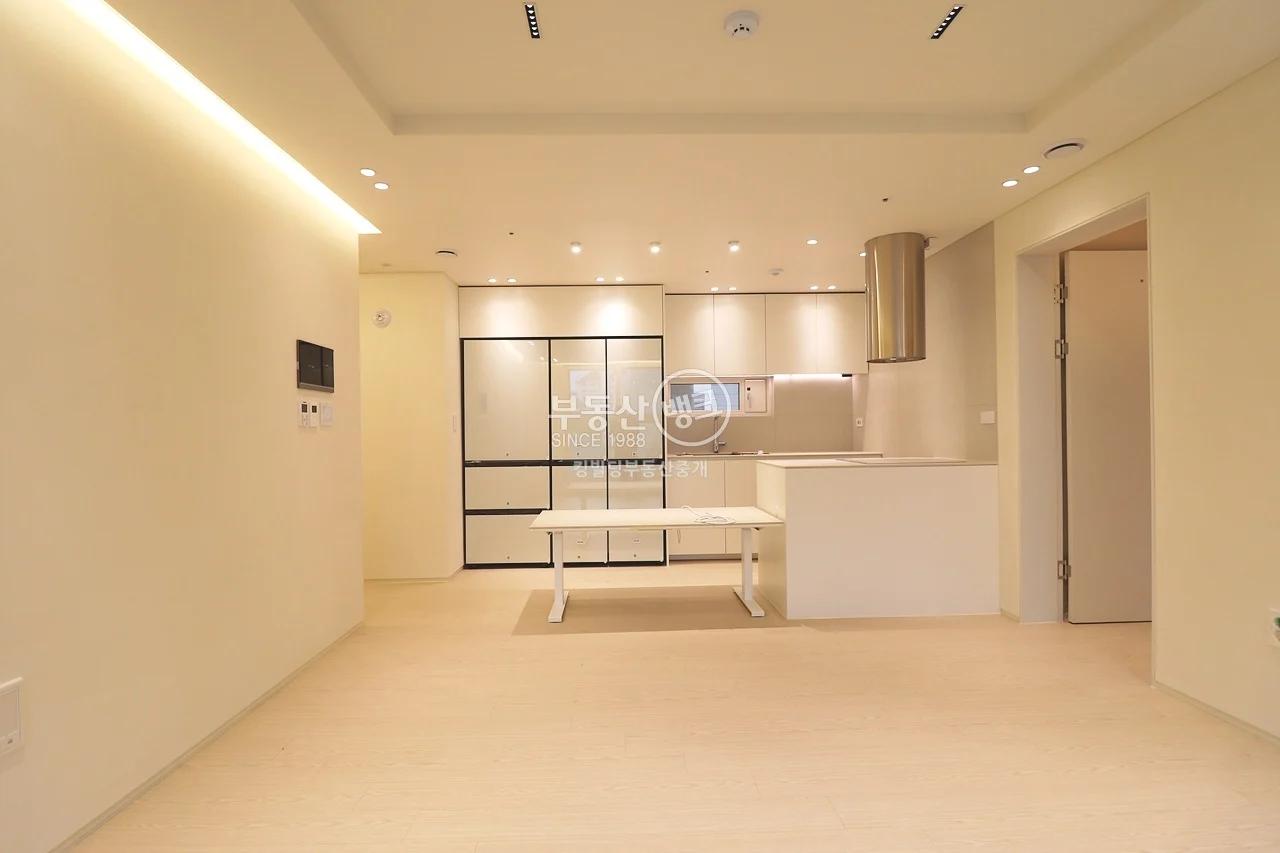 3BR, 2BA, 신축, 9월 3일 입주, 사업자 계약, NO ARC 2
