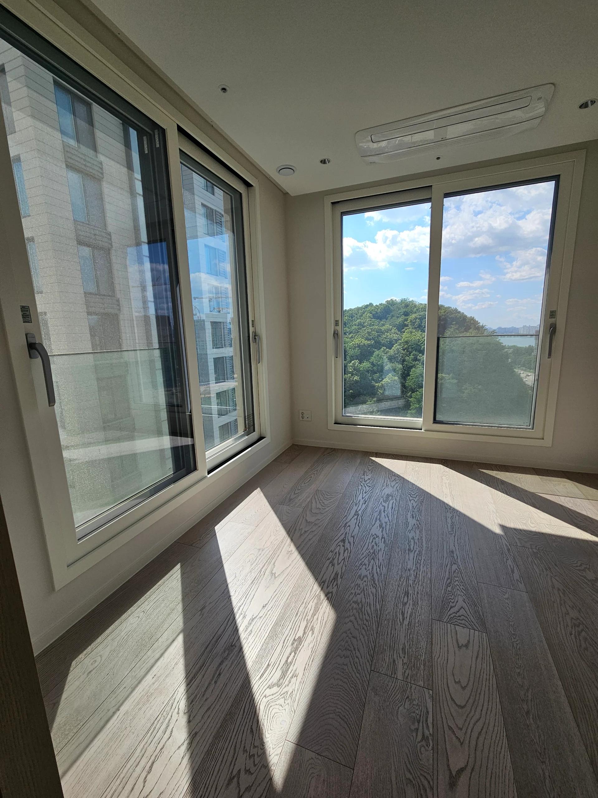 신축, 3BR, 2BA, 사업자계약 사진 1