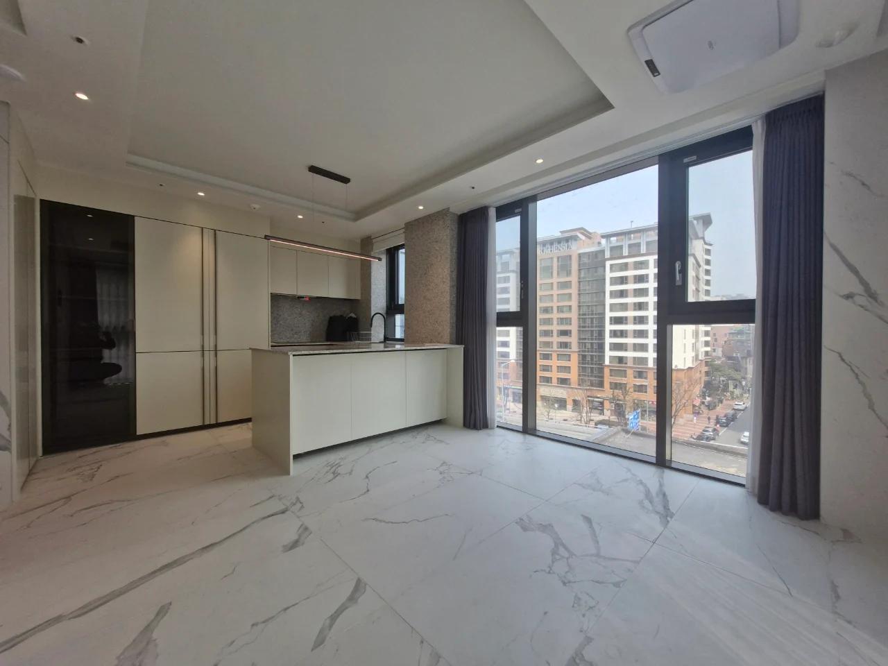 Urgent Sale, Available for Move-in, Comprehensive Transfer photo 1