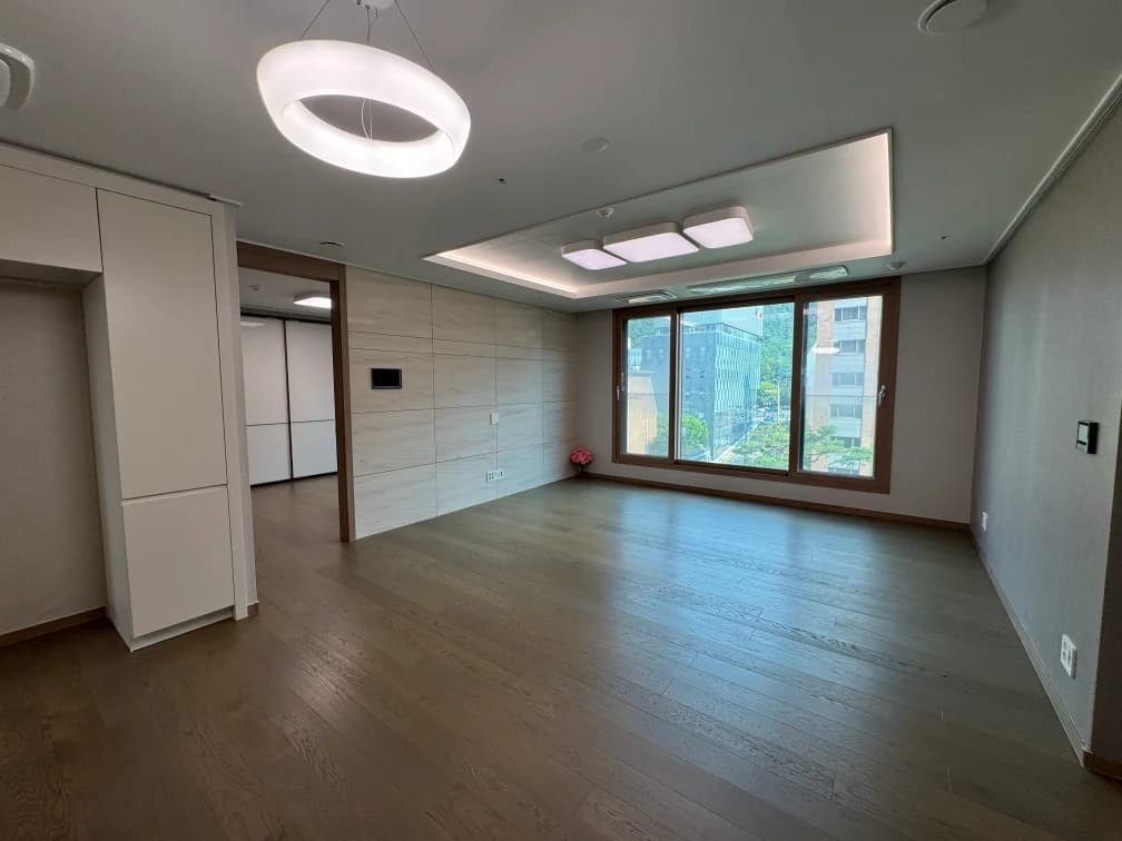 3BR, 2BA, 신축급, 커뮤니티, 지하철 도보 가능 사진 1
