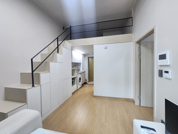 New, Loft, 1BR, Bigger Size, Fully Furnished Near Gangnam Stn. photo 2