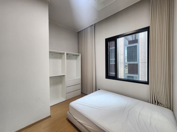 New, Loft, 1BR, Bigger Size, Fully Furnished Near Gangnam Stn. photo 4