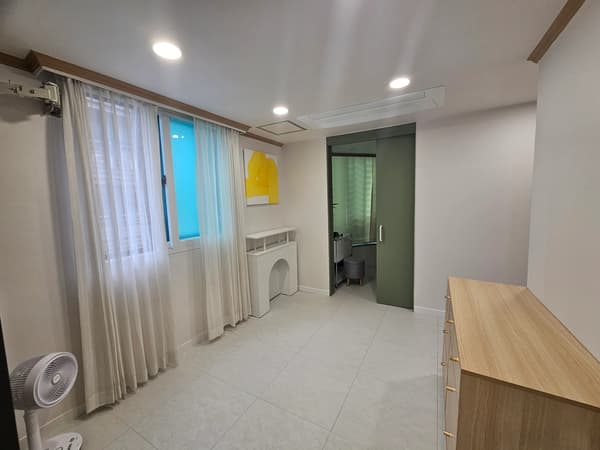 양재역 도보 1분 거리, 2BR, 1BA, 리모델링, 입주 7월 14일이후 사진 4