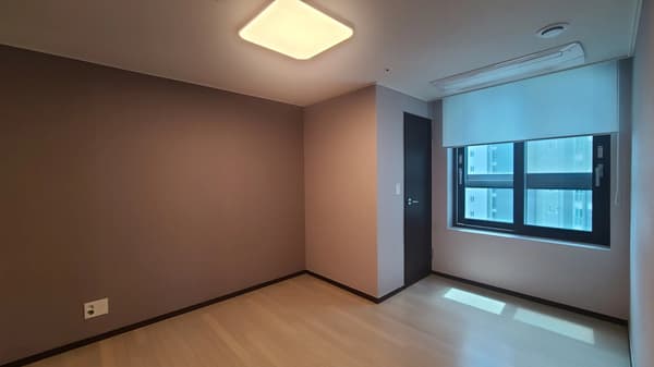 2BR, 1BA, 신축, 사업자계약, NO ARC 사진 4