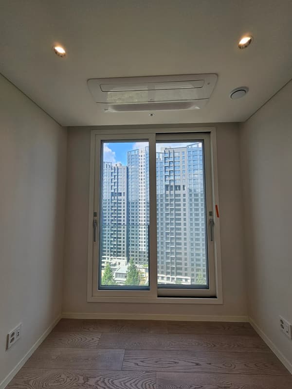 신축, 3BR, 2BA, 사업자계약 사진 4